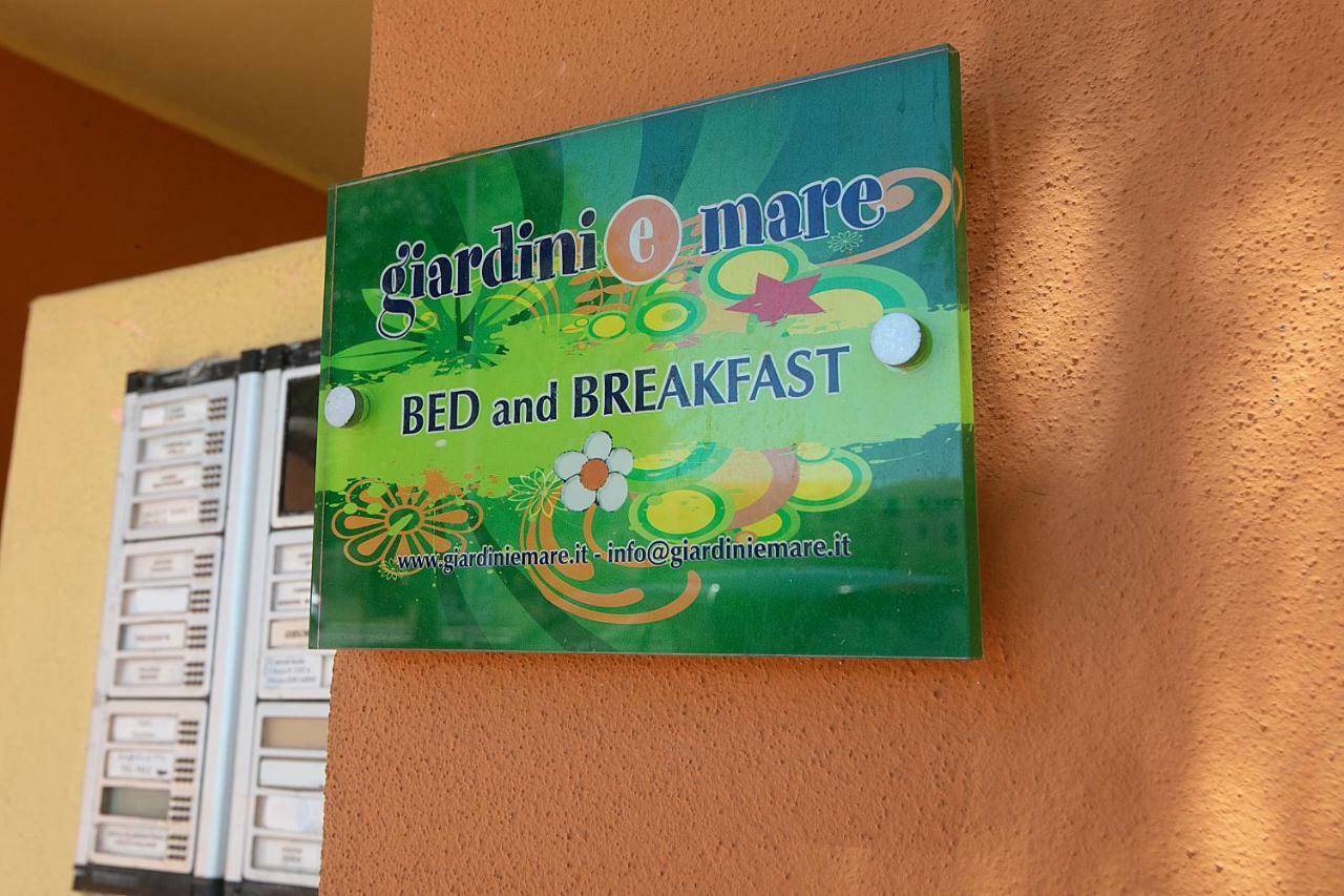 Bed and Breakfast Giardini E Mare Quartu SantʼElena Exteriér fotografie